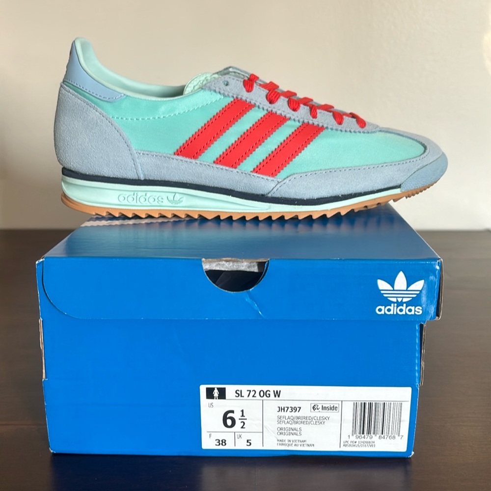 NIB Adidas SL 72 aqua & red sz 6.5 - runs large